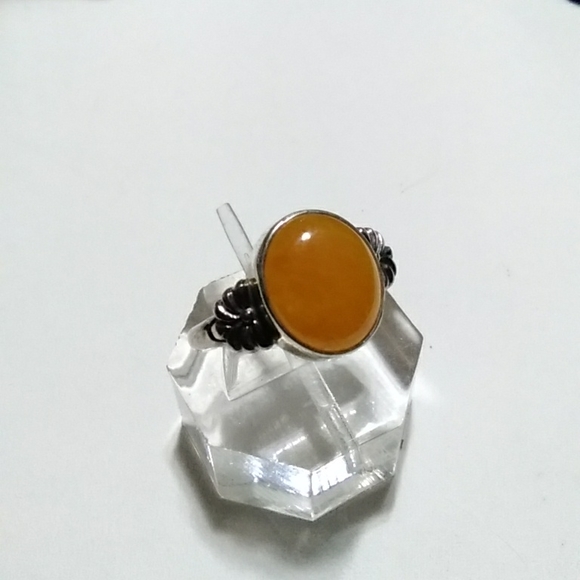 Jade Ring - Picture 4 of 7